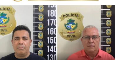 A Polícia Civil de Goiás (PCGO), por meio do Grupo de Repressão a Estelionato e Outras Fraudes da Delegacia Estadual de Investigações Criminais, prendeu Gilberto Rodrigues de Oliveira (à esquerda na foto em destaque), 54 anos, e Girlandio Pereira Chaves (à direita), 49. A prisão da dupla ocorreu na última sexta-feira (9/2).