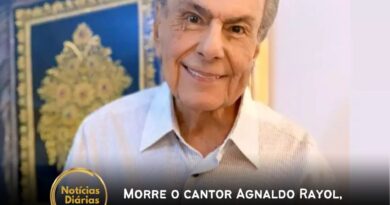 O cantor Agnaldo Rayol morreu, aos 86 anos, na madrugada desta segunda-feira (4). Ele faleceu após sofrer uma queda em sua casa em Santana, na zona norte de São Paulo.